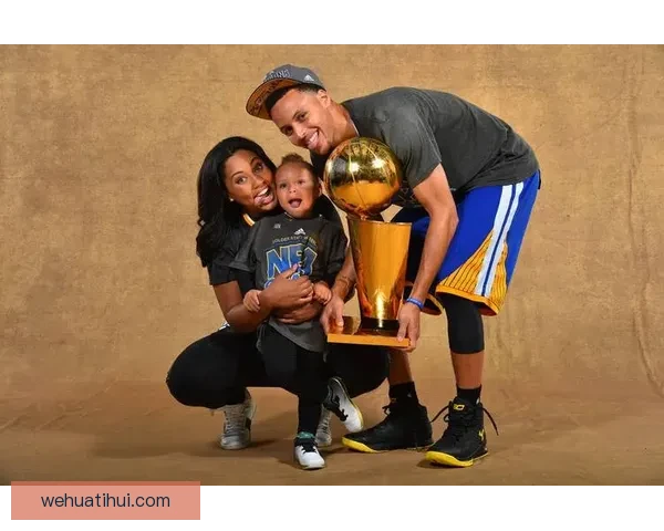 库里谈妻子阿耶莎：她那种本能冲劲激励我不断前行