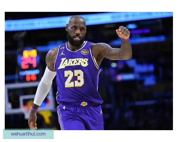 詹姆斯16年罕见表现 35分9三分缔造队史新纪录